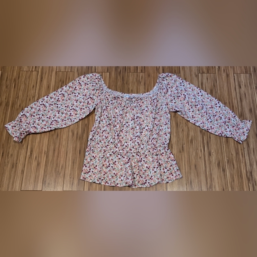 NWOT Blue Rain Floral Print Top